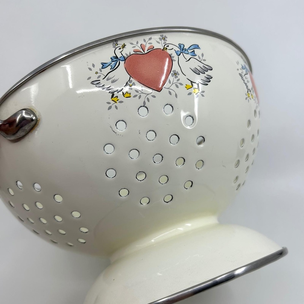 Vintage Marmalade Goose Colander Strainer Enamel Blue Bowed Heart Cottagecore - Picture 5 of 17